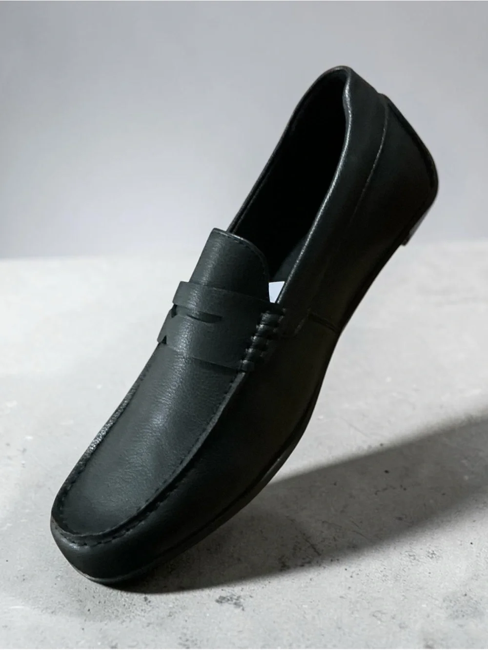 Classic Black Men's Penny Loafers
